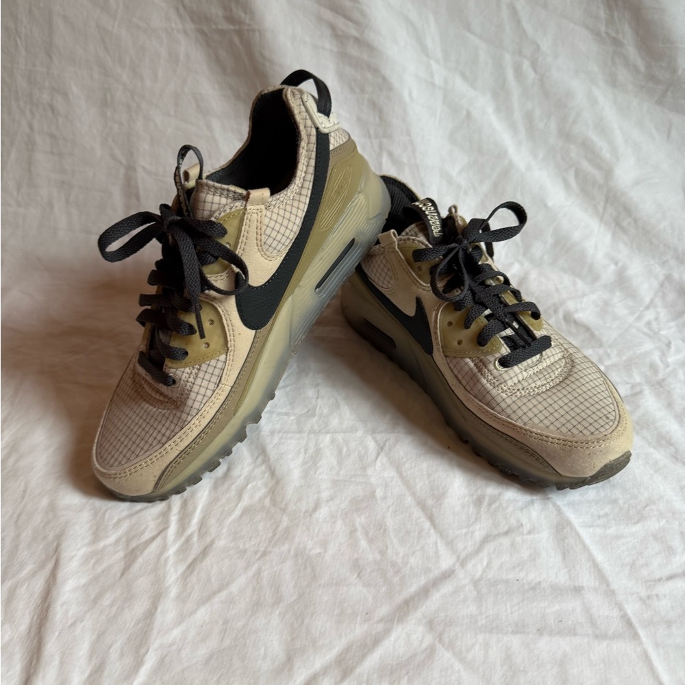 Nike Air Max Sneakers in Tan and Black